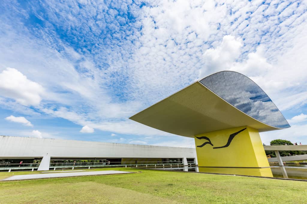 Museu Oscar Niemeyer em Curitiba
