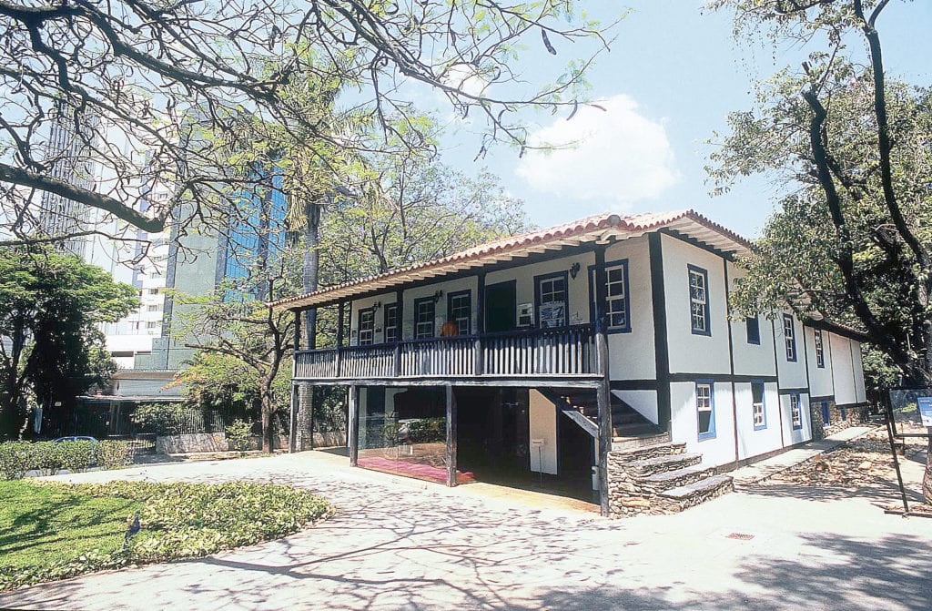 Foto que ilustra matérias sobre as casas dos sonhos de BH mostra o casarão do Museu Histórico Abílio Barreto.