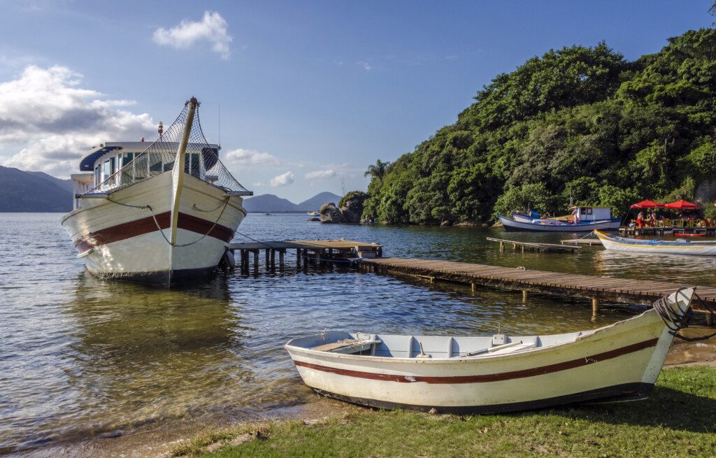 Foto que ilustra matéria sobre o que fazer em Florianópolis mostra a Lagoa da Conceição