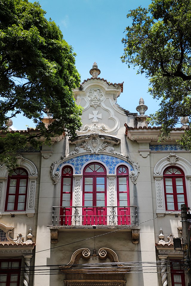 Imagem que ilustra matéria sobre o que fazer em Salvador mostra uma parte da área externa do Museu de Arte da Bahia. 