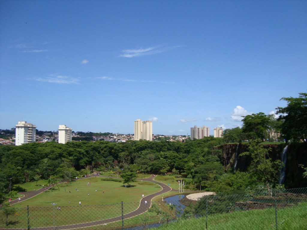 Imagem que ilustra matéria sobre Parques em Ribeirão Preto mostra o Parque Prefeito Luiz Roberto Jábali