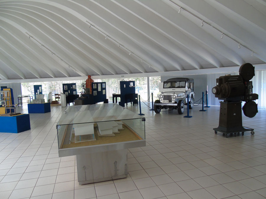 Exposição de objetos históricos no Museu Memorial de Brasília do IHG-DF.