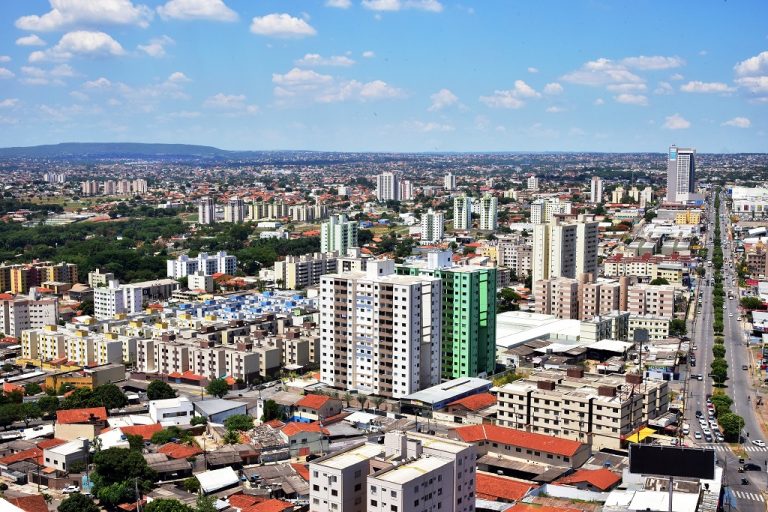 Foto que ilustra matéria sobre os bairros de Aparecida de Goiânia mostra a cidade vista do alto (Foto: Jhonney Macena | Prefeitura de Aparecida de Goiânia)