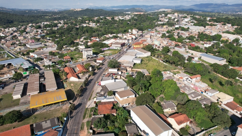 Imagem panorâmica da cidade vista de cima para ilustra matéria sobre o que fazer em Betim