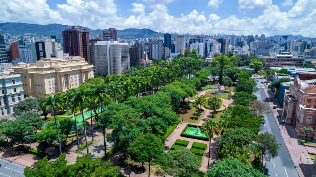 Fotografia aérea de Belo Horizonte. Uma das cidades mais ricas do Brasil.